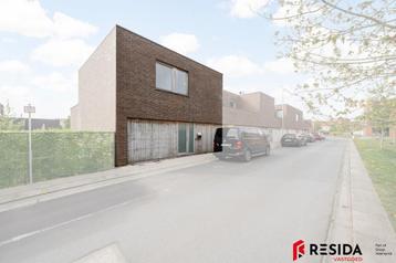 Huis te koop in Izegem, 3 slpks, 154 m², Vrijstaande woning, 3 kamers, 99 kWh/m²/jaar