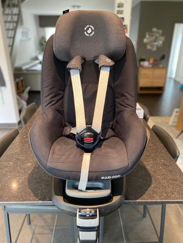 Maxi-Cosi autostoel Pearl incl. Family Fix 9-18kg