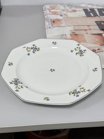Antiek 1910 porseleinen Frans bord 32cm Limoges de Barbeaux beschikbaar voor biedingen