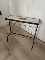 Oud krantenrekje, Ophalen, Zo goed als nieuw