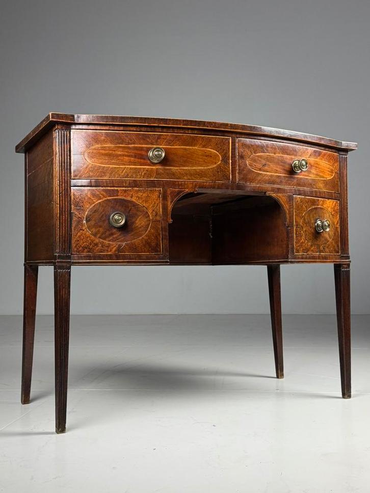 Engelse Dressing Table 19e eeuw, Kinderen en Baby's, Kinderkamer | Commodes en Kasten, Ophalen