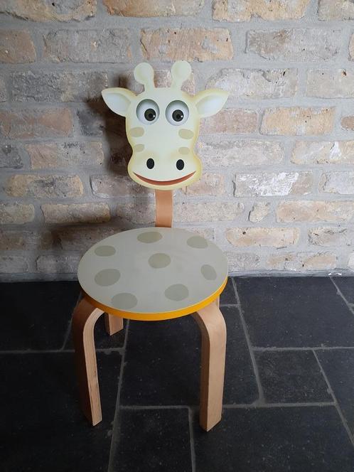 vrolijk kinderstoeltje giraf in hout, Antiek en Kunst, Antiek | Meubels | Stoelen en Sofa's, Ophalen