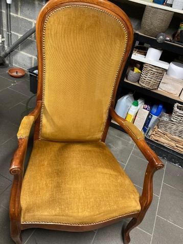 Fauteuil style ancien excellent état beschikbaar voor biedingen
