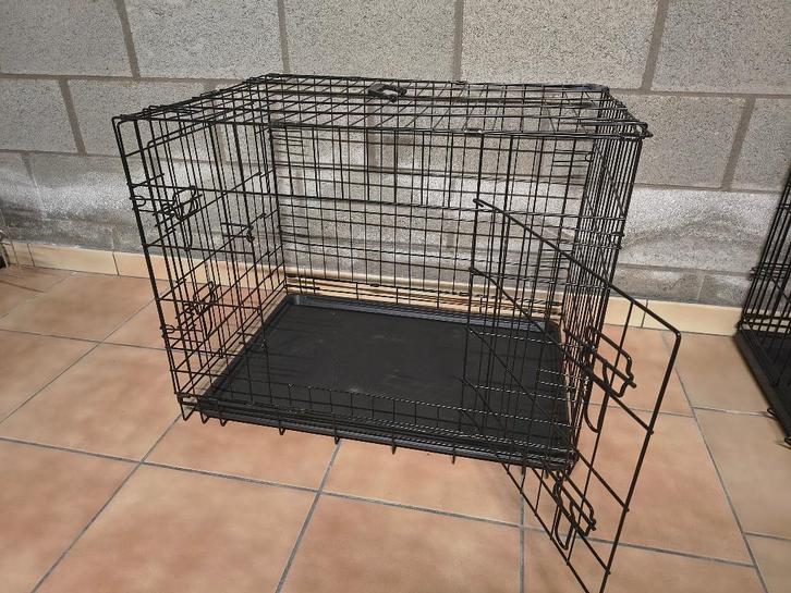 hondenbench 75*52*57, Dieren en Toebehoren, Hondenbenches, Zo goed als nieuw, Ophalen