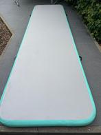 Airtrack in goede staat 400cm-100cm-10cm, Sport en Fitness, Turnen, Ophalen, Gebruikt, Grijs, Materiaal