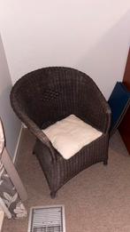 Rotan stoel met kussen, Tuin en Terras, Ophalen, Zo goed als nieuw, Rotan