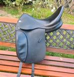 Dressuurzadel 18 inch harry dabbs (aanpasbaar), Dieren en Toebehoren, Ophalen, Zo goed als nieuw