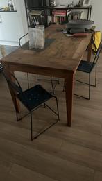 Handgemaakte massief houten tafel + 4 metalen stoelen, Ophalen, Zo goed als nieuw, Metaal