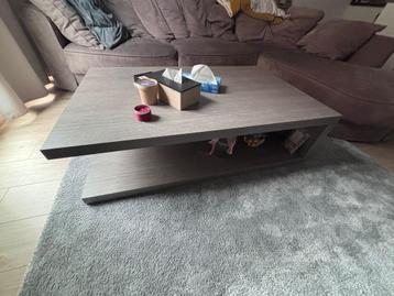 Salontafel beschikbaar voor biedingen