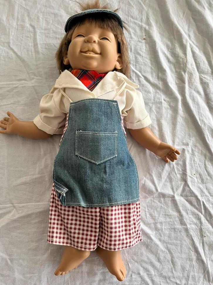 Mooie vintage kinderpop–realistisch gezicht–ca. 50 cm, Verzamelen, Poppen, Zo goed als nieuw, Pop, Ophalen