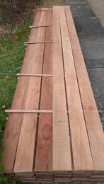 35m2 schuttingplanken Basralocus 32€/m2, Bricolage & Construction, Bois & Planches, 300 cm ou plus, Planche, Autres essences de bois