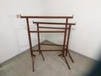 2 chevalets 1 mètre x 1 mètre, Pliable ou rétractable/escamotable, Moins de 2 mètres, Comme neuf, Échelle