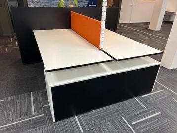 2102. Duo bureau / hoogte verstelbaar / bureaus / werktafel beschikbaar voor biedingen