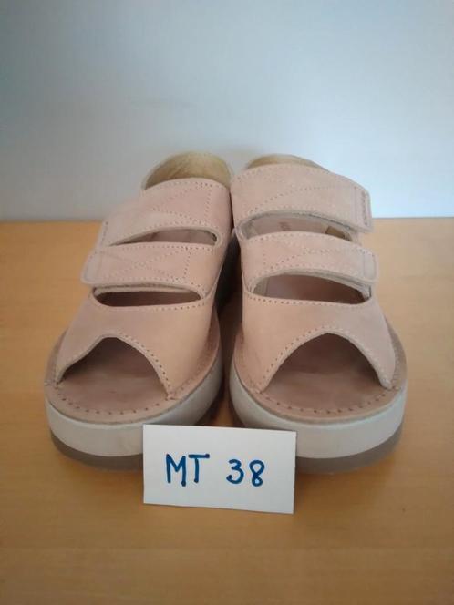 Zéér mooie sandalen maat 38 Kickers in leer te koop in Balen, Kleding | Dames, Schoenen, Zo goed als nieuw, Sandalen of Muiltjes