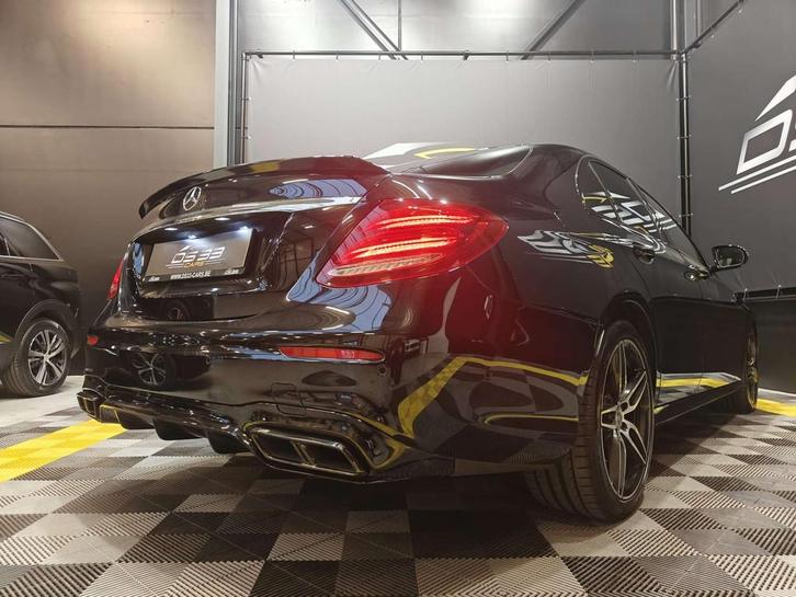 Mercedes-Benz E 200 d E63-look AMG+Night/19"/LED/Ambi/DodeHo, Auto's, Mercedes-Benz, Bedrijf, Te koop, E-Klasse, ABS, Airbags