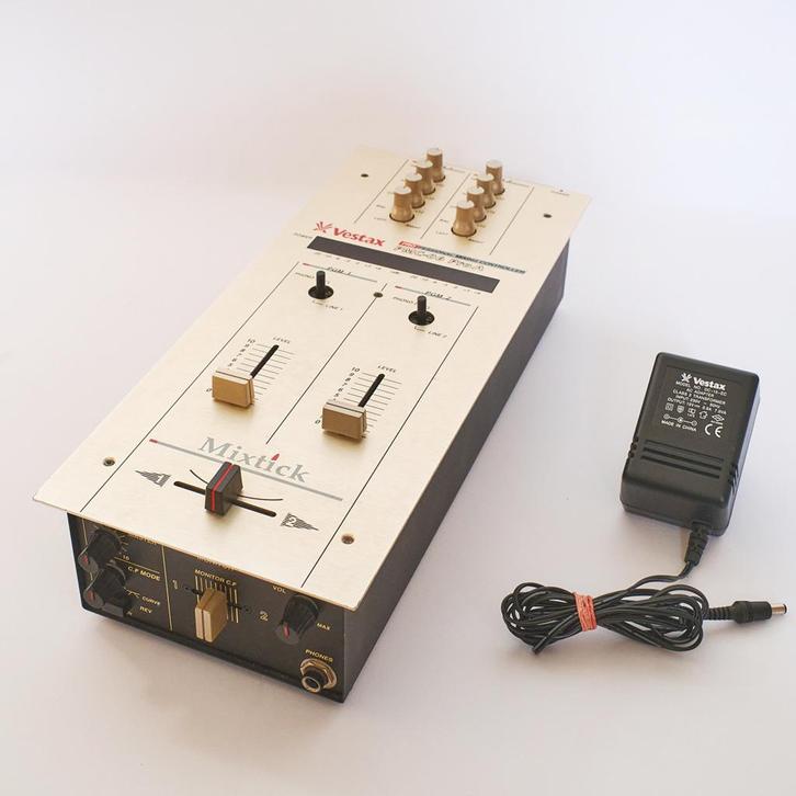 VESTAX PMC-06 Pro A retro mixer, Musique & Instruments, DJ sets & Platines, Utilisé, DJ-Set, Autres marques, Enlèvement