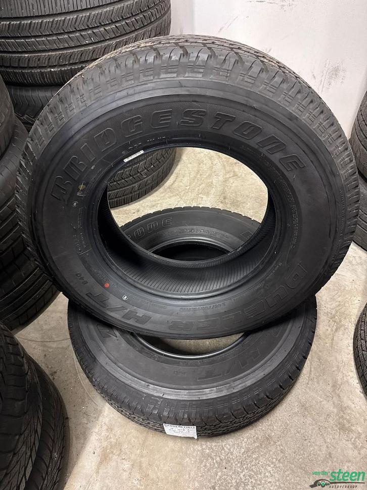 2 x 245-70-16 111S Nieuwe Bridgestone Dueler H/T 840 Reinfor, Auto-onderdelen, Banden en Velgen, Band(en), All Season, 16 inch