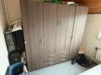 Kleding kast 197,5 x 2m x 51.5, Ophalen, Zo goed als nieuw