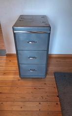 Vintage lockerkast uit de jaren vijftig en zestig, Huis en Inrichting, Ophalen of Verzenden, Gebruikt