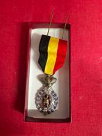 Medaille laureaat van de arbeid klasse twee, Ophalen