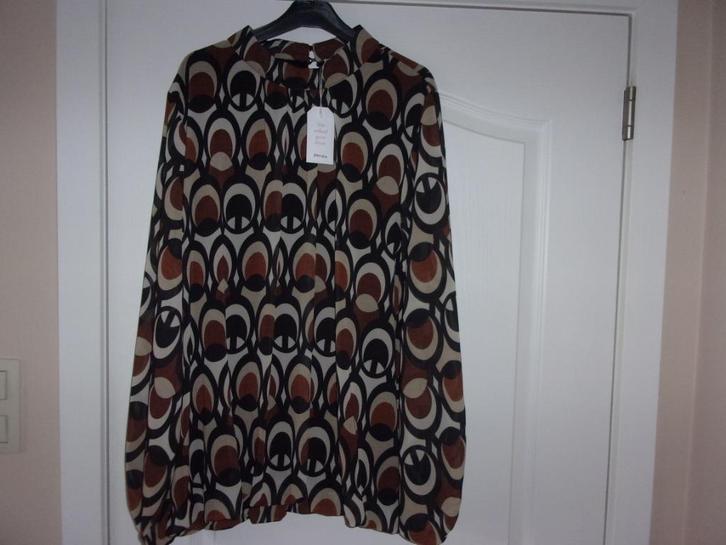 SPLINTERNIEUWE dames bloes. Maat 4, Kleding | Dames, Grote Maten, Nieuw, Blouse of Tuniek, Zwart, Ophalen of Verzenden