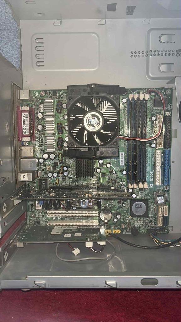AMD Athlon 64 oude pc — voor onderdelen/retroproject, Computers en Software, Processors, Gebruikt, Overige, Minder dan 2 Ghz, Ophalen