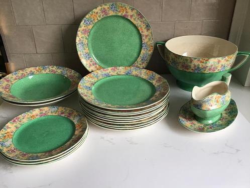 Baker Bros Tudor Ware Longton England  servies 19 stuks, Antiek en Kunst, Antiek | Servies los, Ophalen of Verzenden