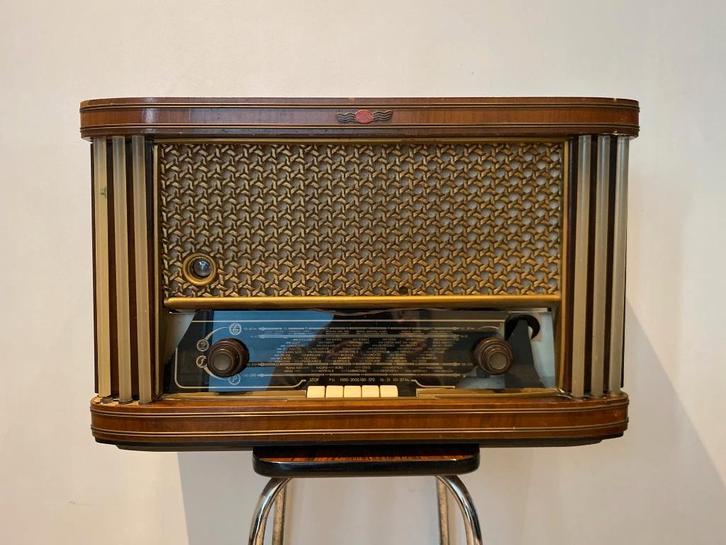 SBR 6854A buizenradio - werkt nog - Made in Belgium 1951, Antiek en Kunst, Antiek | Tv's en Audio, Ophalen