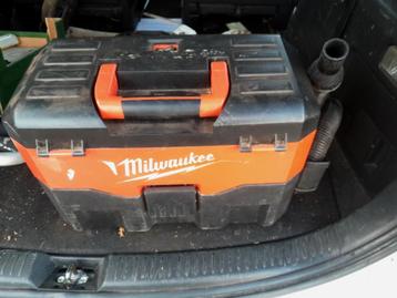 Milwaukee Accustofzuiger M18 in zeer goede staat beschikbaar voor biedingen