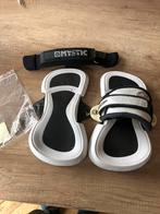 Straps et pads de fixation planche kitesurf, Watersport en Boten, Kitesurfen, Ophalen of Verzenden, Zo goed als nieuw, Binding