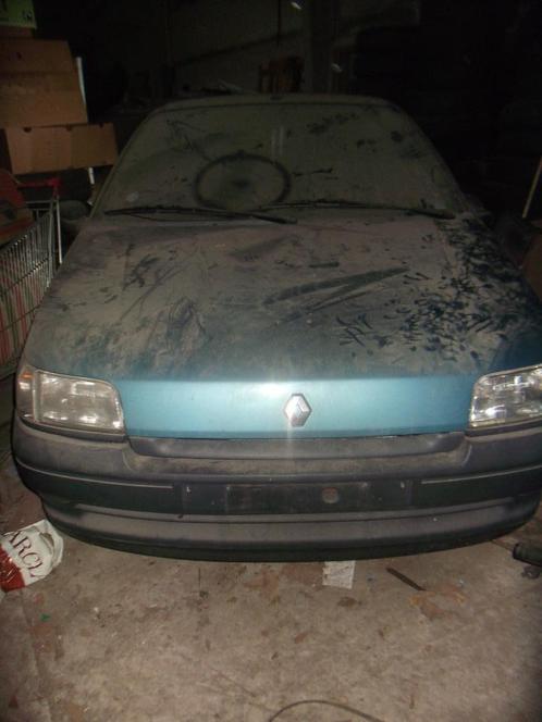 Clio Youngtimer 5P Autobox, Auto's, Renault, Particulier, Clio, Ophalen