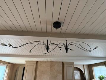 Plafondlamp beschikbaar voor biedingen