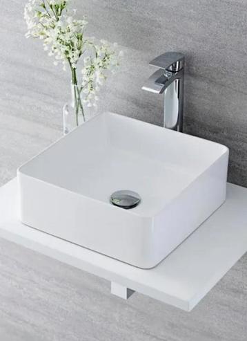 2 lavabo Opbouw wit 40x40x15 keramiek beschikbaar voor biedingen