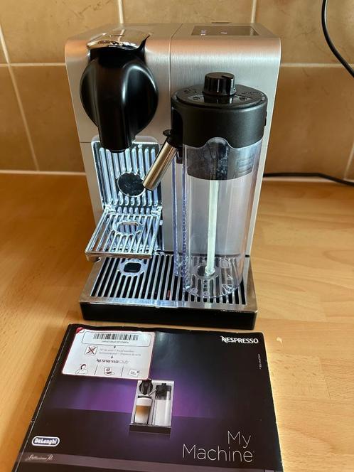 Delonghi EN750MB Machine Nespresso Latissima pro, Electroménager, Cafetières, Utilisé, Café en grains, Machine à espresso, 10 tasses ou plus