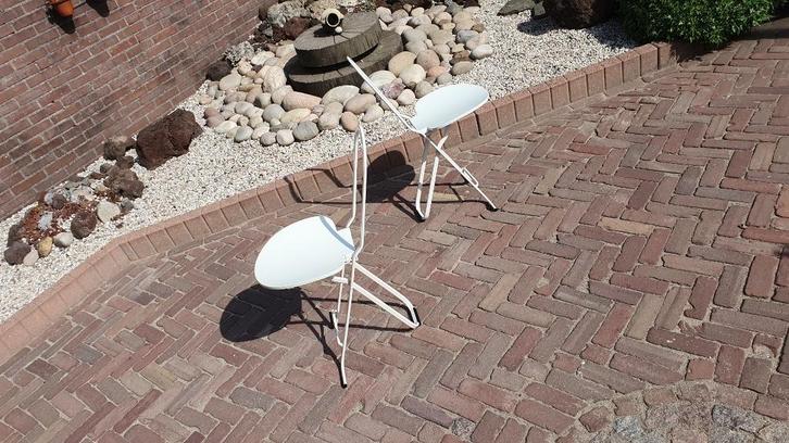 Vintage Gastone Rinaldi, Huis en Inrichting, Stoelen, Zo goed als nieuw, Twee, Hout, Kunststof, Metaal, Wit, Ophalen