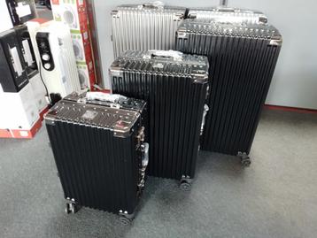 Nouveau Set de 3 Valises Model 2025 Noir beschikbaar voor biedingen