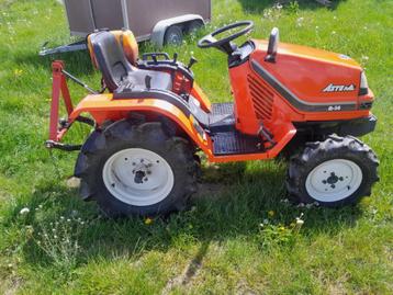 Minitractor kubota a14. 14pk/4WD aangepast voor meer plaats. beschikbaar voor biedingen