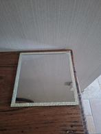 Spiegel voor huisdeco op te zetten, Ophalen