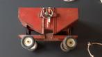 vintage erti international farmall speelgoedwagen schaal, 1/, Antiek en Kunst, Ophalen of Verzenden