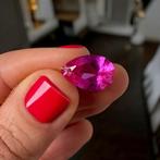 Oorbellen roze saffier geel goud 18K, Handtassen en Accessoires, Oorbellen, Hangers, Nieuw, Ophalen of Verzenden, Roze