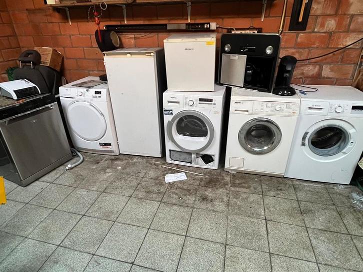 Dringebd weg Tekoop, Elektronische apparatuur, Wasmachines, Zo goed als nieuw, Ophalen