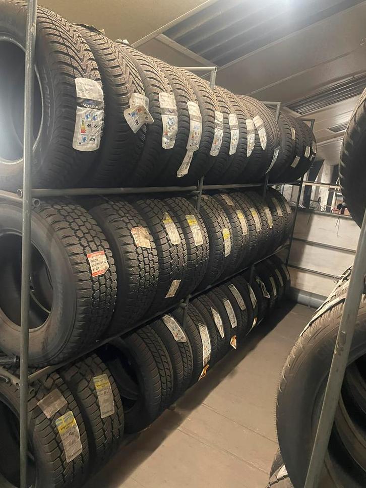 Winterbanden Nieuw- oudere voorraad, Autos : Divers, Pièces de sport automobile, Neuf, Enlèvement