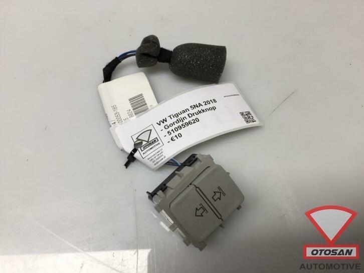 vw tiguan 5na 2018 gordijn drukknop panoramadak 510959620, Auto-onderdelen, Ruiten en Toebehoren, Volkswagen, Gebruikt