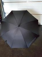2 Grands parapluies noirs, poignée Canne en bois NEUFS, Bijoux, Sacs & Beauté, Noir, Enlèvement ou Envoi, Neuf