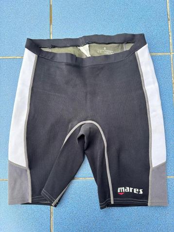 Mares duikshort – Maat S beschikbaar voor biedingen