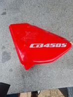 Enkele onderdelen voor een cb 450 s, Ophalen