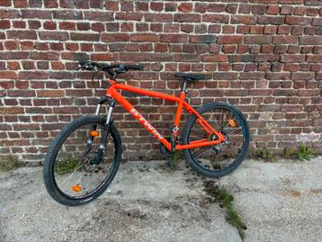 Fiets B-twin beschikbaar voor biedingen