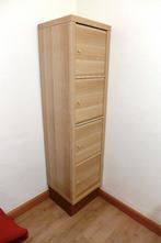 Ikea KALLAX Open kast 1 x 4, Huis en Inrichting, Ophalen, Zo goed als nieuw, Met deur(en)