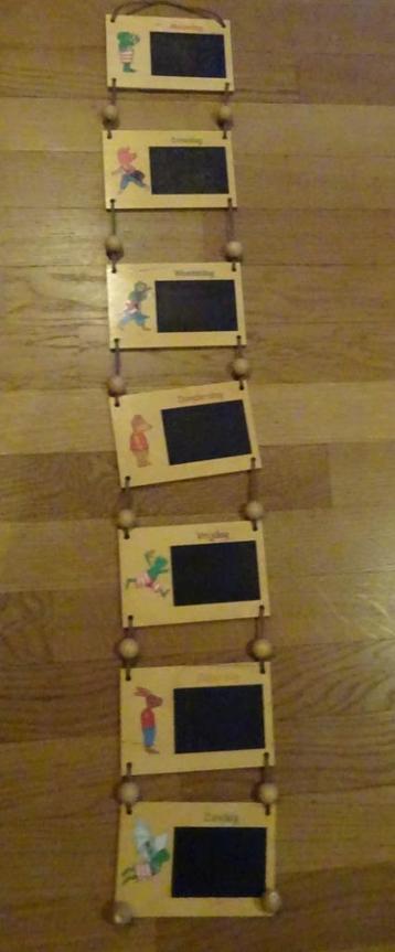 Zeer leuke houten weekplanner 'dieren' Zowel praktisch..... beschikbaar voor biedingen