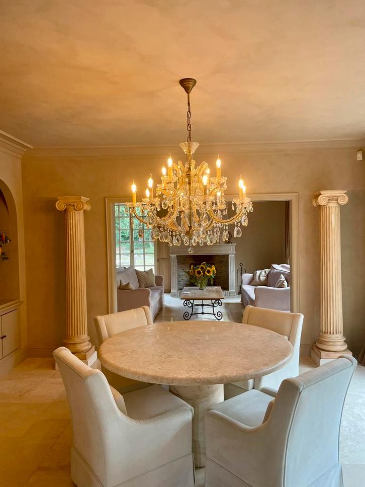 2 decoratieve zuilen – 207 cm – licht & sterk – uniek patina, Huis en Inrichting, Overige Huis en Inrichting, Zo goed als nieuw